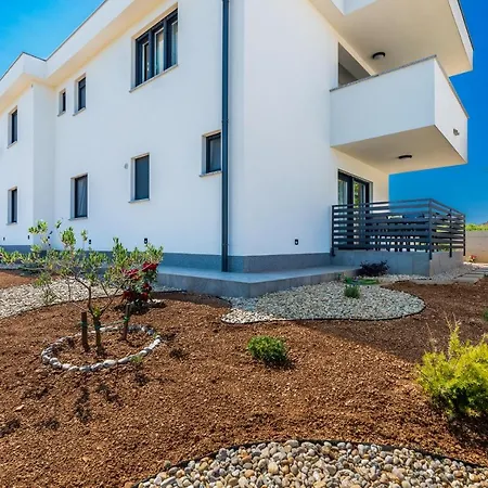 Apartman Jugo *