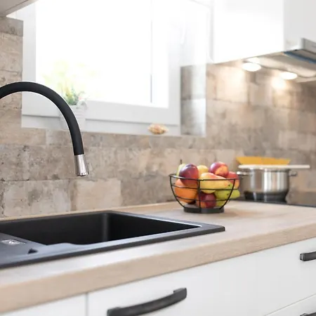 Jugo Apartament Punat