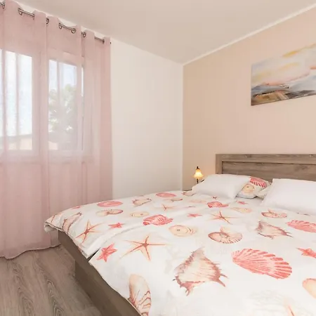 Jugo Apartamento Punat